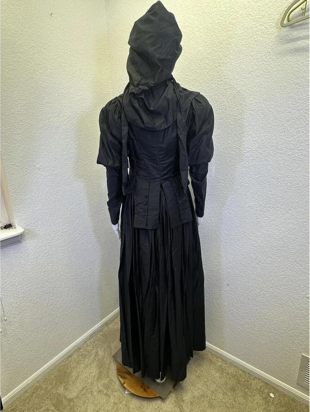 VTG 1890s Black Silk Mourning Victorian Gothic Bodice Skirt Bonnet
